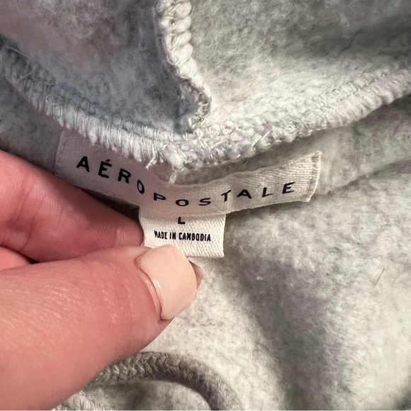Aeropostale women’s large Light Gray Hoodie - Picture 8 of 8